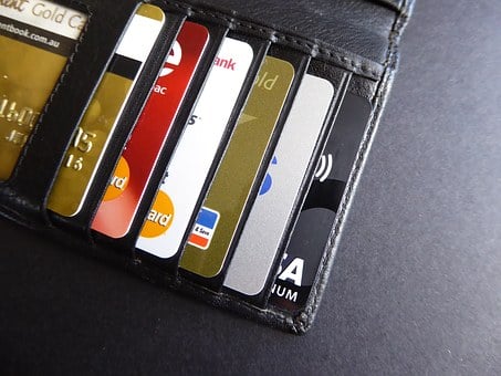 Read more about the article How Many Credit Cards Should You Have | Is It Ok to Own Multiple Credit Cards?